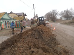 В Камызяке заменили участок водопроводной сети
