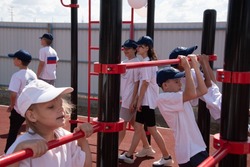 В Камызякском районе открыли спортплощадку в реабилитационном центре «Островок»