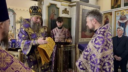 Камызякский район посетил митрополит Никон 