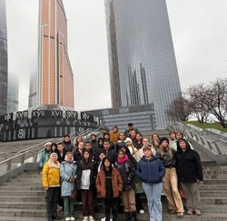 Камызякские школьники посетили Москву