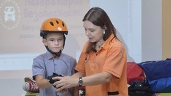 Камызякские школьники посетили «Лабораторию безопасности»