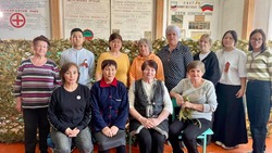 Камызякские школьники помогают плести маскировочные сети