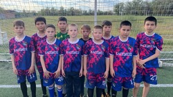 В Камызяке прошёл турнир «Кожаный мяч» 