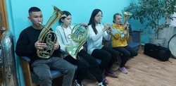 Камызякские школьники учатся играть на духовых инструментах