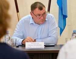 Михаил Черкасов ответил на вопросы камызякцев