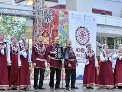 Народный ансамбль «Услада» из Самосделки принял участие в фестивале «Живые традиции»
