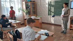 В Камызякском районе детей учат быть осторожными с находками