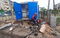 В Камызяке заменили сгоревший трансформатор