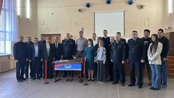 В Раздорской школе открыли «Парту героя» в честь земляка-героя Отечества