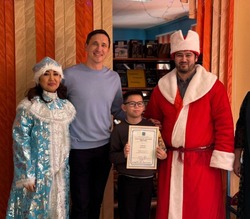 В Жан-Ауле участников клуба «Встреча» поздравили с Новым годом