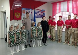 В камызякскую школу на встречу с учащимися пришёл участник СВО