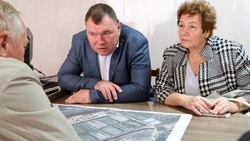 Глава Камызякского района посетил Чаганский рыбопитомник