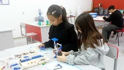 Камызякские школьники изучают робототехнику