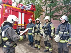 В общежитии Камызякского сельхозколледжа прошла тренировка пожарных