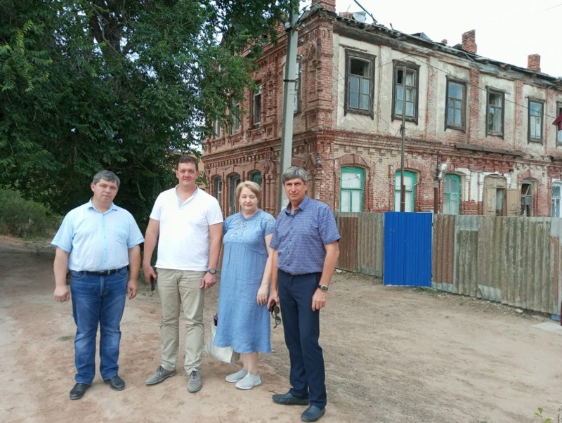Камызякские краеведы добиваются реставрации старинного купеческого особняка