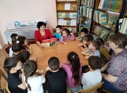 Камызякцы присоединились к акции «200 минут чтения» 