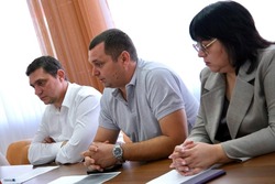 В Камызякском районе обсудили меры по повышению безопасности дорожного движения