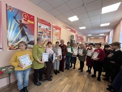 В камызякской школе чествуют волонтёров 