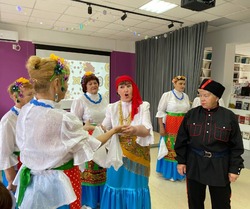 Камызякцы отметили День фольклора