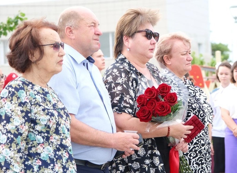 Мать камызякского участника СВО поблагодарила земляков за поддержку