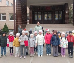 Воспитанники камызякского детсада посетили школу