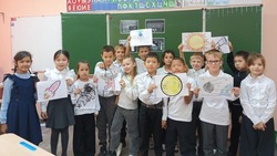 Камызякцы отметили запуск первого спутника