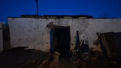 В Камызякском районе сгорел гараж