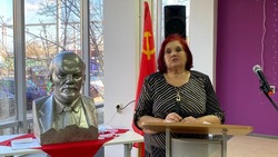 Камызякцы поздравили председателя районного Совета ветеранов с юбилеем