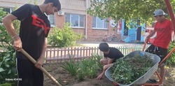 В камызякском реабилитационном центре прошёл «Трудовой десант»