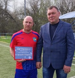 В Камызяке прошёл межмуниципальный турнир по футболу среди ветеранов