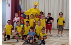 В камызякских детских садах малыши продолжают учиться и летом