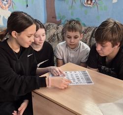 Воспитанники камызякского детского центра изучают экономику