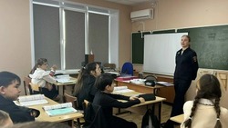 Камызякских школьников учат соблюдать правопорядок