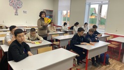 С камызякскими школьниками провели профилактическую беседу