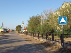 В Камызякском районе позаботились о безопасности дорожного движения