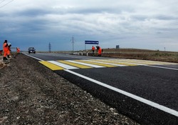 В Камызякском районе закончили ремонтировать дорогу от райцентра до Тузуклея