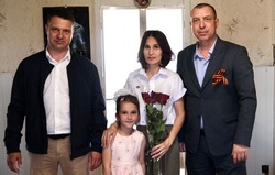 В Камызякском районе встретились с семьей военнослужащего