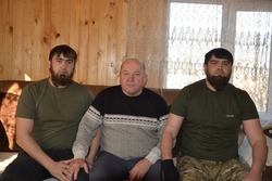 Глава камызякского сельсовета навестил дома воинов-отпускников
