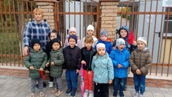 Камызякские малыши познакомились со школой