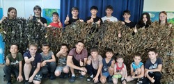 Воспитанники камызякского детского центра помогают фронту