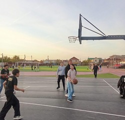 В Камызяке прошёл турнир по стритболу