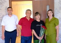 В камызякском селе навестили семью погибшего бойца