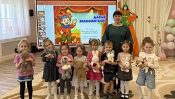 Камызякцы отметили День театра