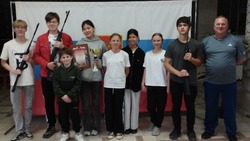Камызякцы отстрелялись в честь Дня Победы