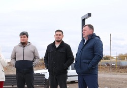 В камызякском селе построили новую детскую площадку